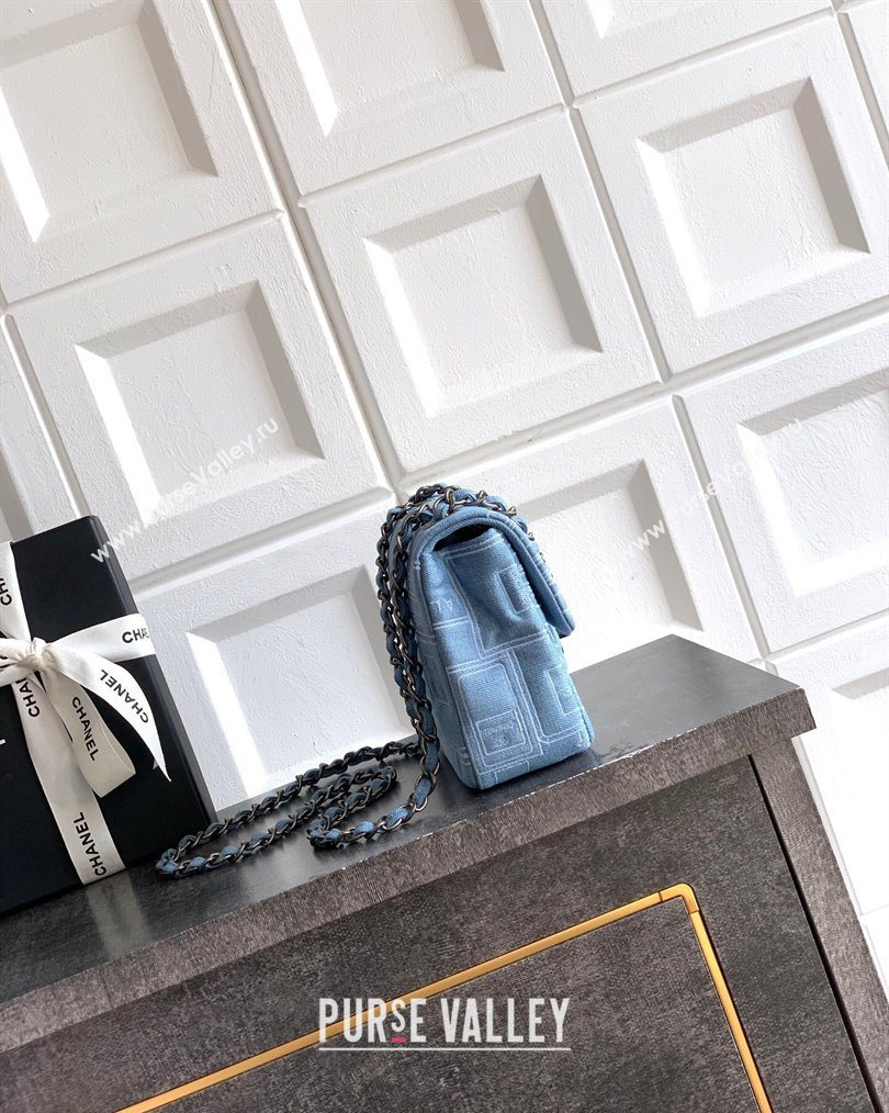 Chanel Embroidered Denim Mini Classic Flap Bag A01116 Light Blue 2026 0204 (yezi-260204050)