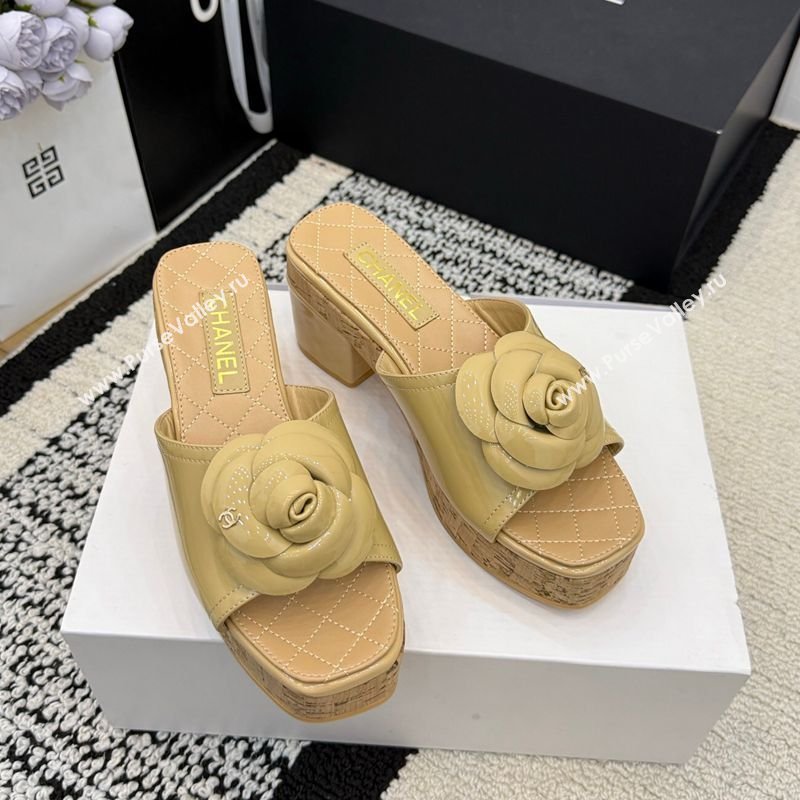 Chanel Patent Leather Heel Slides Sandal with Camellia Beige 2026 CH030616 (MD-260307005)