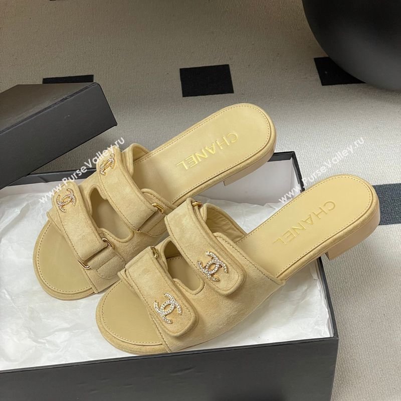 Chanel Suede Flat Slides Sandal with Strass and Strap Beige 2026 G47043 (MD-260306082)