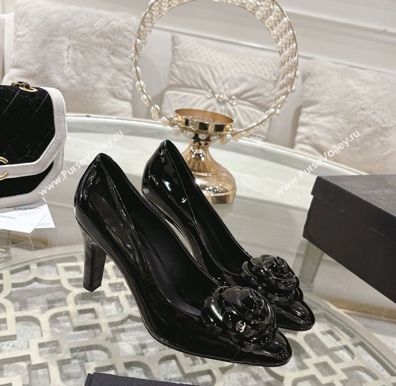 Chanel Calfskin Patent Leather Pumps 8.5cm with Camellia Bloom Black 2026 CH030704 (MD-260307053)