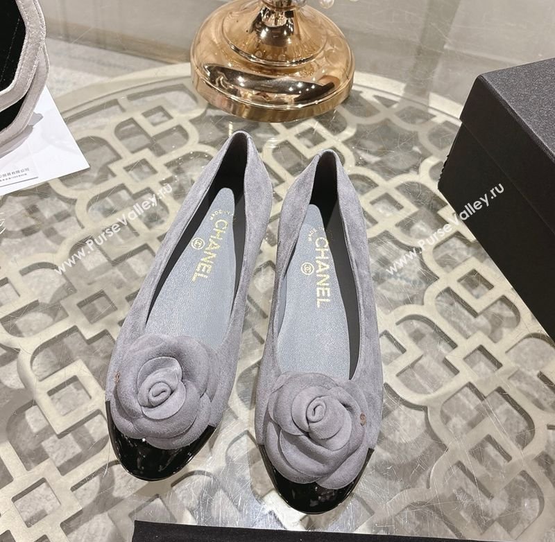 Chanel Suede Patent Leather Ballet Flats with Camellia Bloom Grey 2026 CH030704 (MD-260307068)