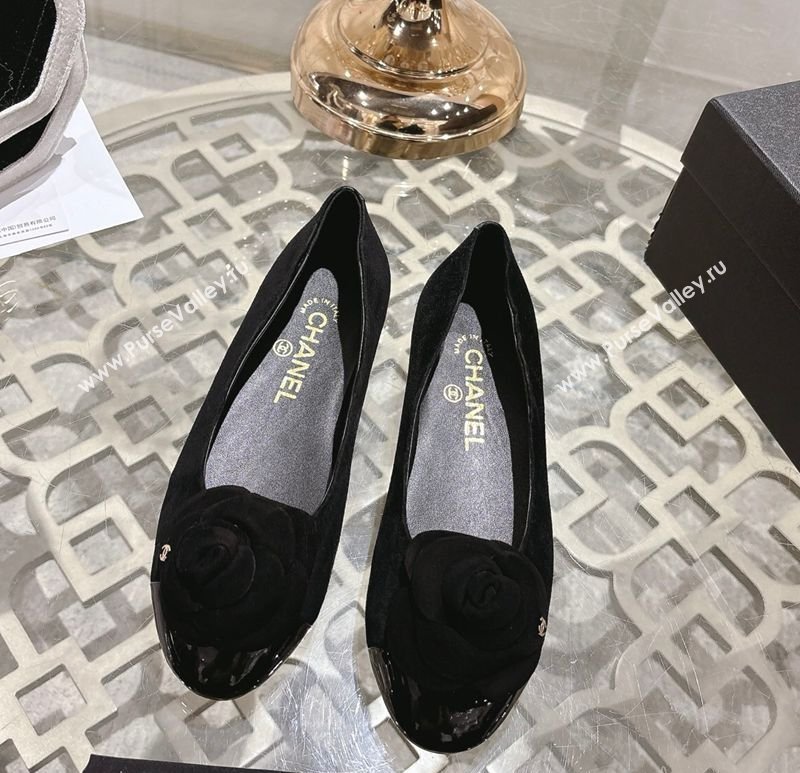 Chanel Suede Patent Leather Ballet Flats with Camellia Bloom Black 2026 CH030704 (MD-260307069)