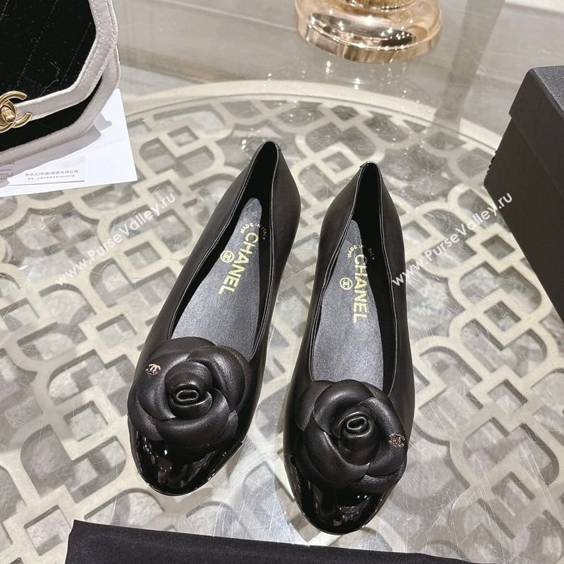 Chanel Lambskin Patent Leather Ballet Flats with Camellia Bloom Black 2026 CH030704 (MD-260307071)