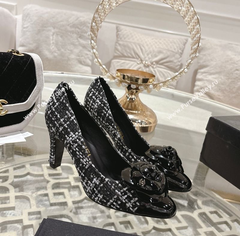 Chanel Tweed Patent Leather Pumps 8.5cm with Camellia Bloom Black/White 2026 CH030704 (MD-260307043)