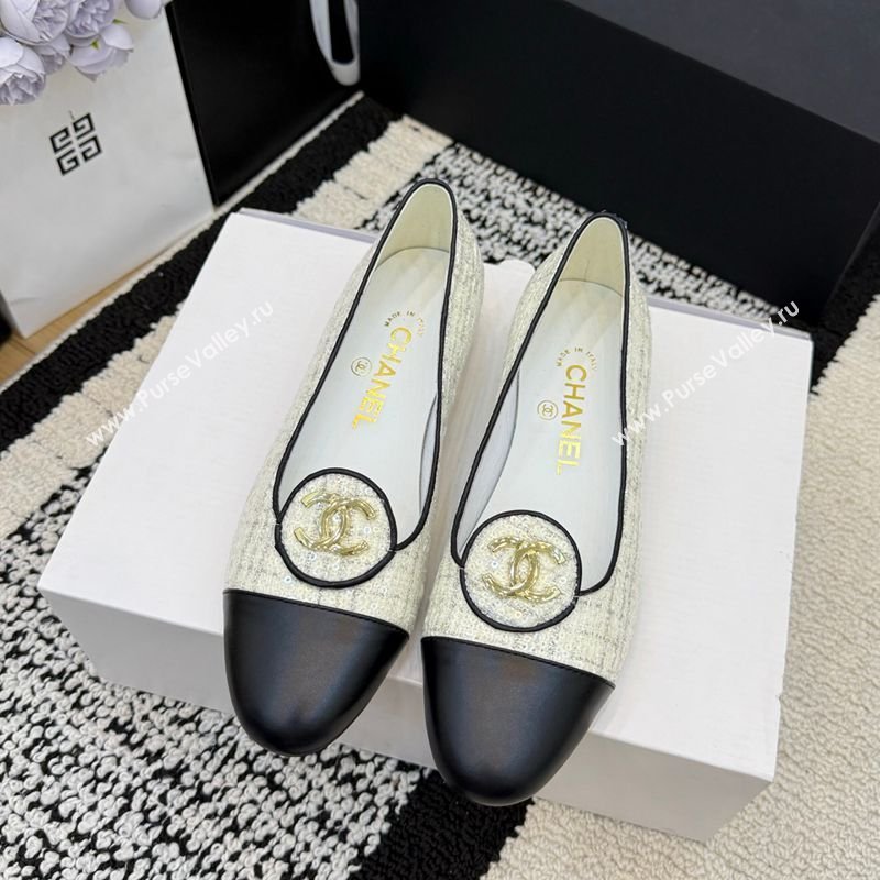 Chanel Sequins Leather Ballets Flat with Circle CC White 2026 CH030706 (MD-260307079)