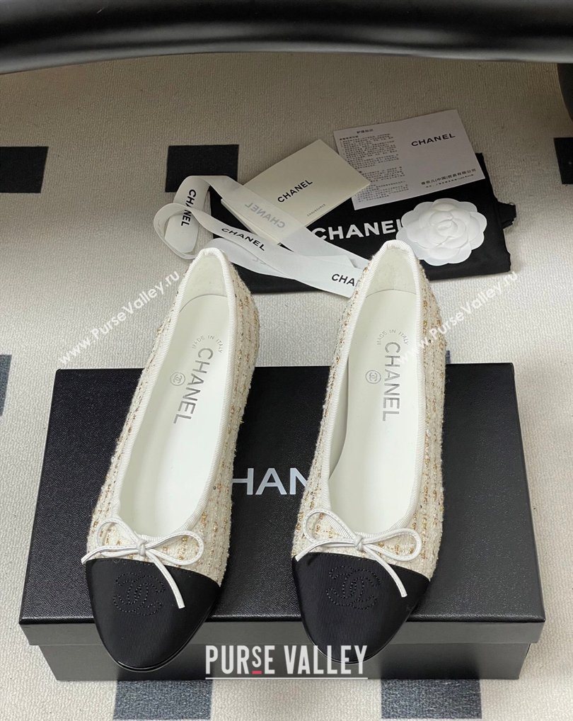 Chanel Tweed Grosgrain Ballet Flats with Bow White/Black/Gold 2026 G02819 0309 (MD-260309043)
