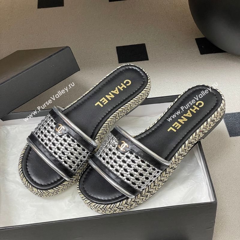 Chanel Braided Calfskin Leather Flat Slides Sandal Silver 2026 CH030901 (MD-260309056)