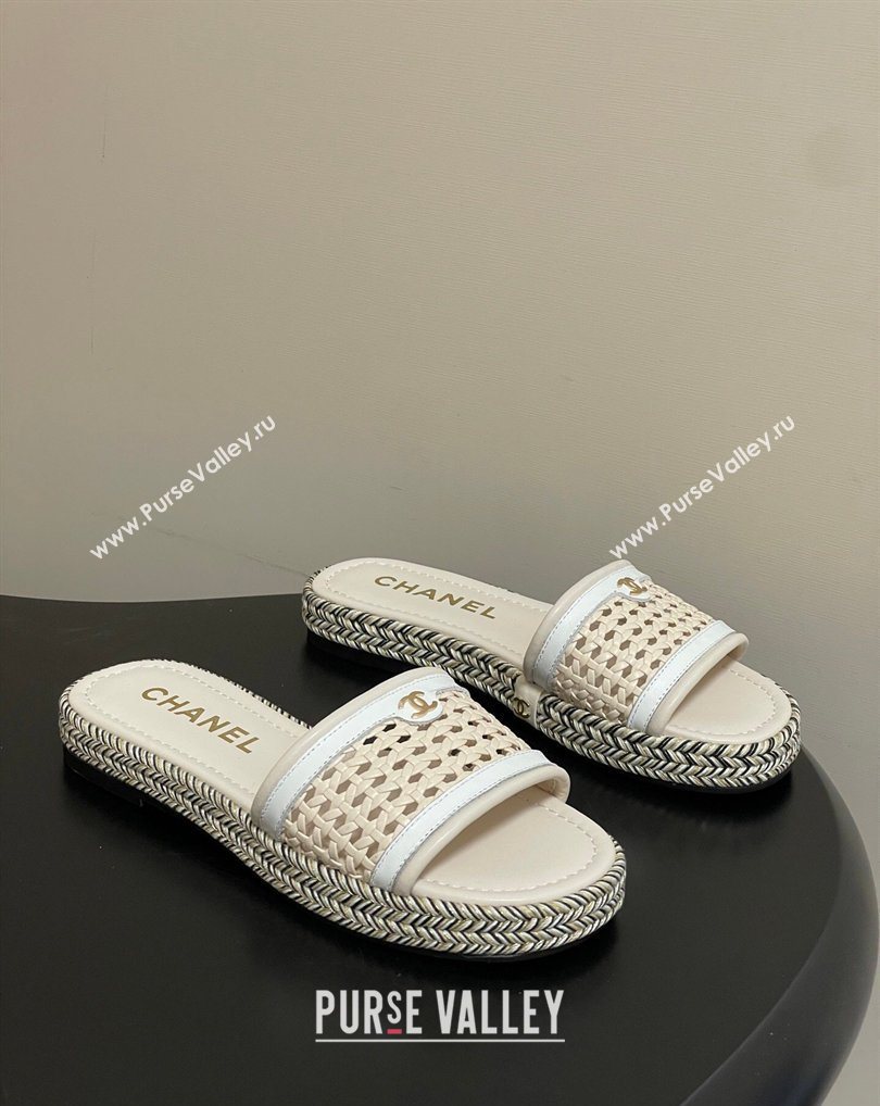 Chanel Braided Calfskin Leather Flat Slides Sandal Beige/White 2026 CH030901 (MD-260309057)