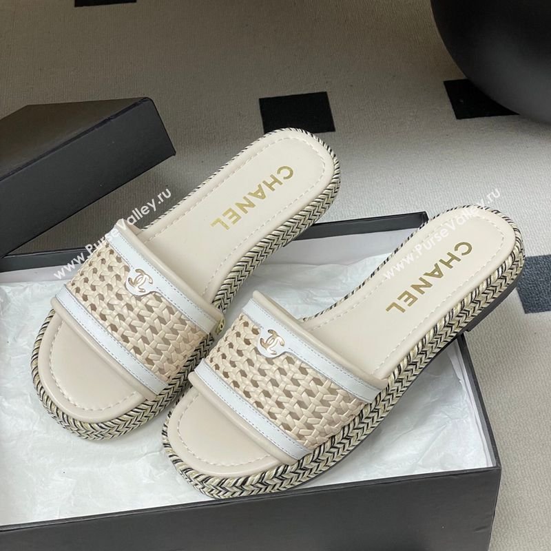 Chanel Braided Calfskin Leather Flat Slides Sandal Beige/White 2026 CH030901 (MD-260309057)
