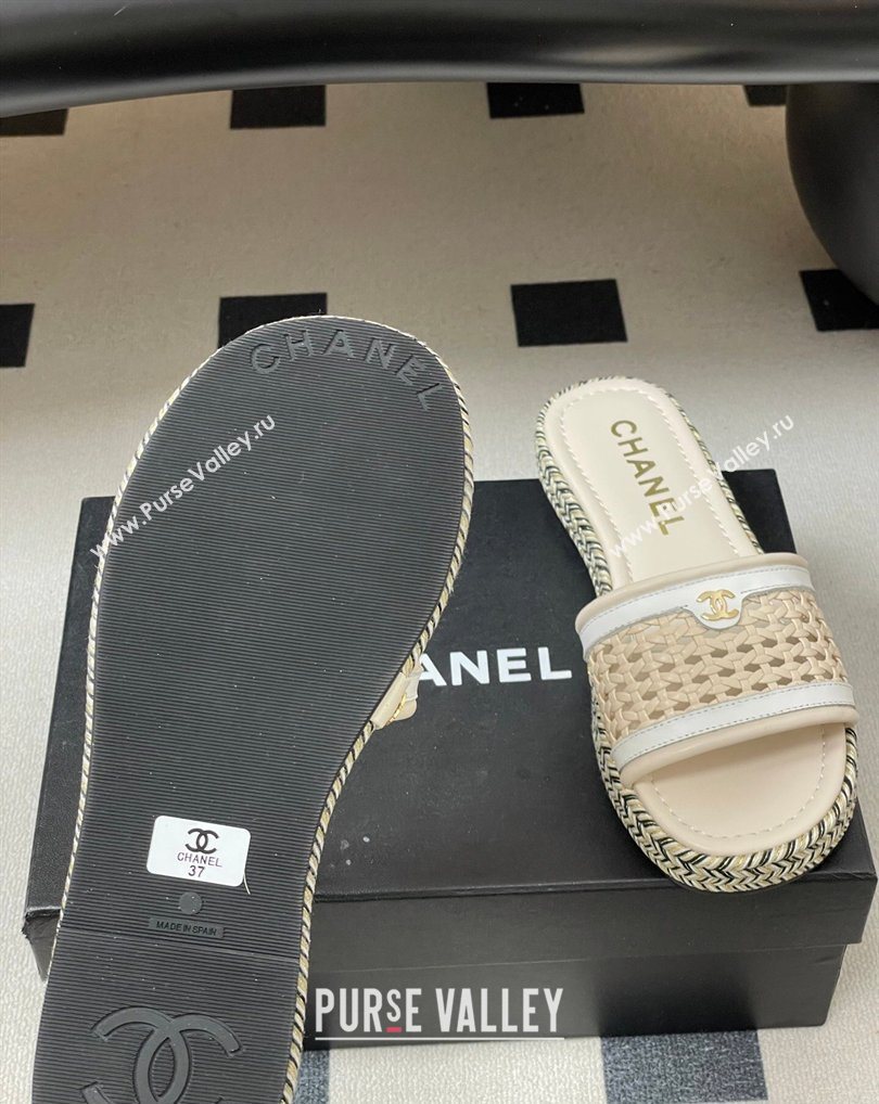 Chanel Braided Calfskin Leather Flat Slides Sandal Beige/White 2026 CH030901 (MD-260309057)