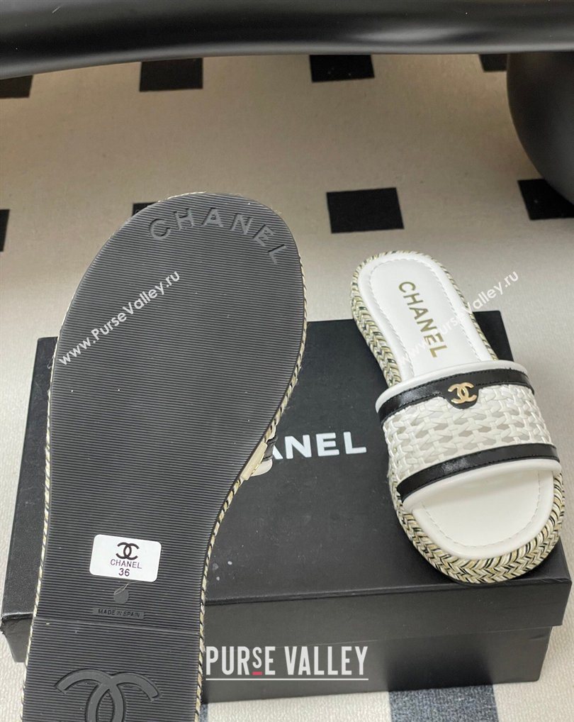 Chanel Braided Calfskin Leather Flat Slides Sandal White2 2026 CH030901 (MD-260309058)