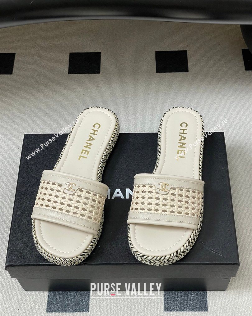 Chanel Braided Calfskin Leather Flat Slides Sandal Light Beige 2026 CH030901 (MD-260309059)