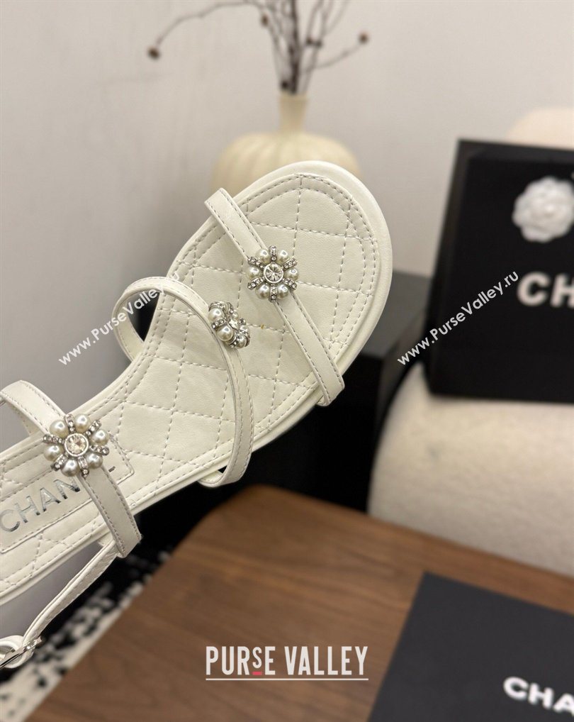 Chanel Lambskin Leather Low Heel Strap Sandals with Bloom White 2026 G46964 (MD-260309074)