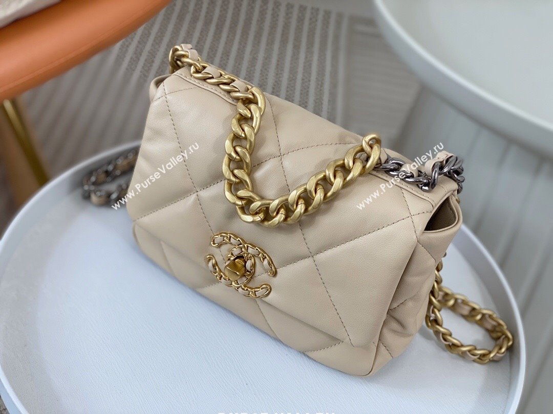 Chanel 19 Shiny Lambskin Mini Flap Bag AS1159 Beige 2024 (sm-240311046)