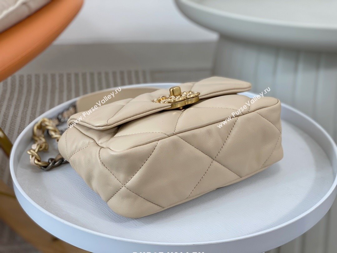Chanel 19 Shiny Lambskin Mini Flap Bag AS1159 Beige 2024 (sm-240311046)