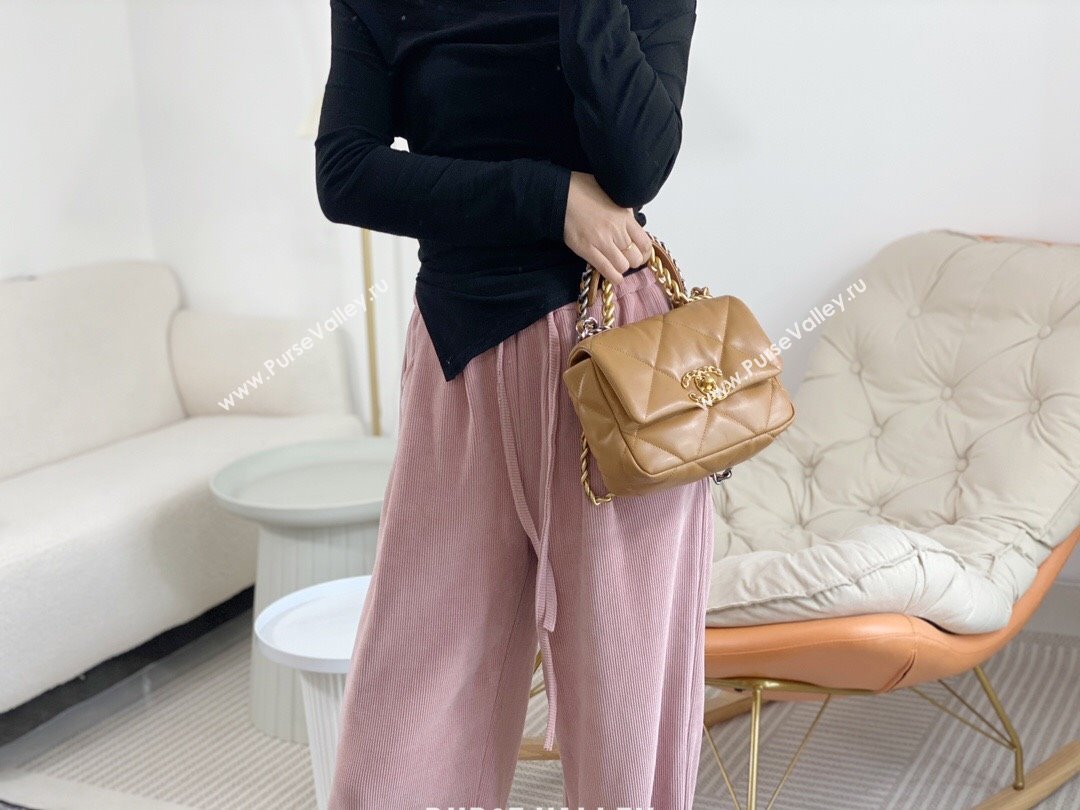 Chanel 19 Shiny Lambskin Mini Flap Bag AS1159 Brown 2024 (sm-240311048)