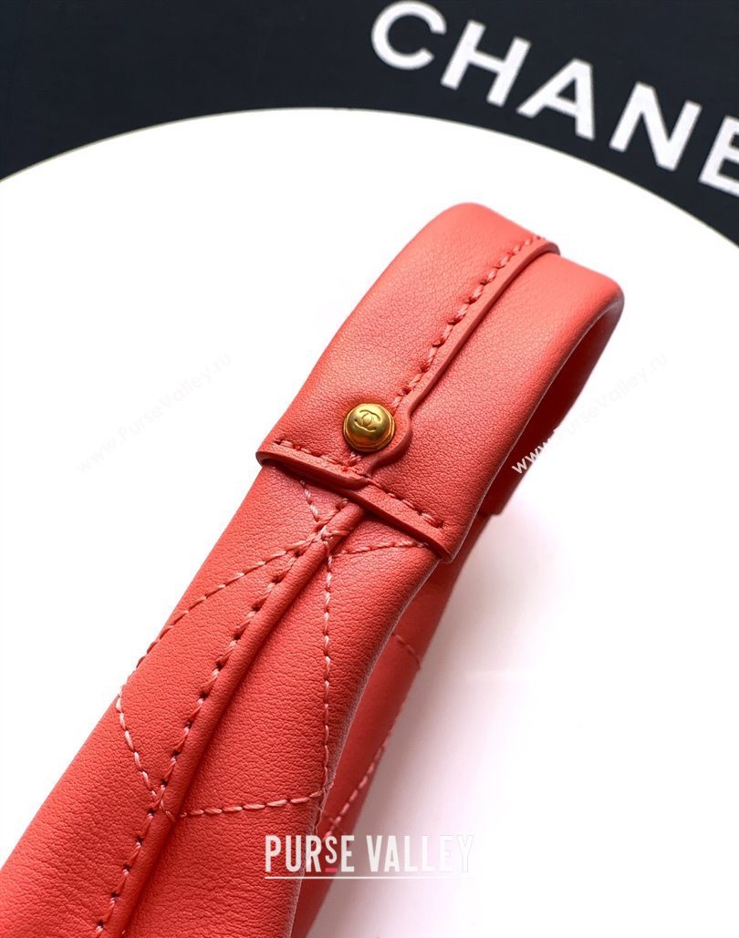 Chanel Calfskin Leather Large Hobo Handbag Coral Pink 2025 AS5967 (yezi-251127103)