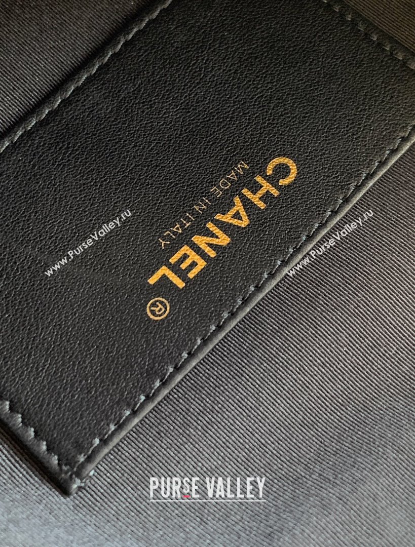 Chanel Suede Large Hobo Handbag Grey 2025 AS5967 (yezi-251127107)