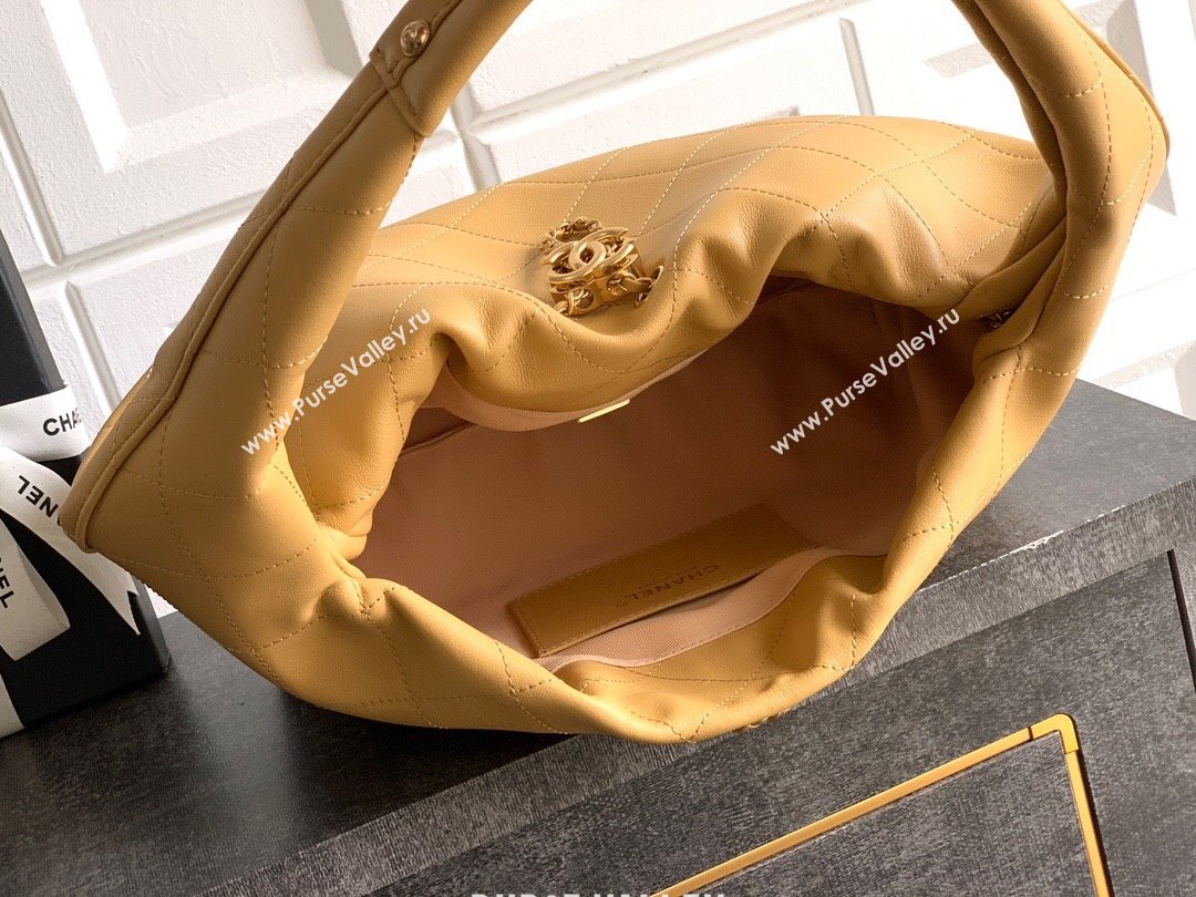 Chanel Calfskin Leather Hobo Handbag Yellow 2025 AS5976 (yezi-251127100)