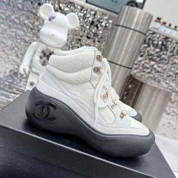 Chanel Coco Neige Wool and Suede Snow Sneakers 5cm G45337 White/Black 3 2023 (MD-231011063)