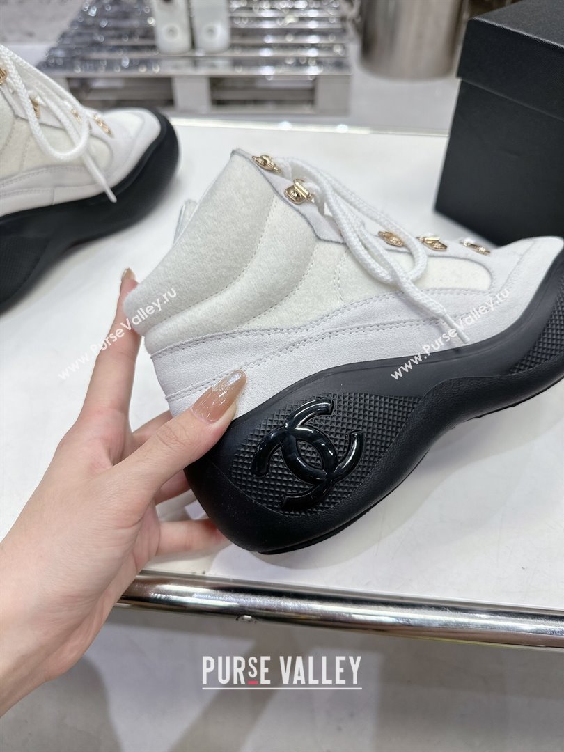 Chanel Coco Neige Wool and Suede Snow Sneakers 5cm G45337 White/Black 3 2023 (MD-231011063)