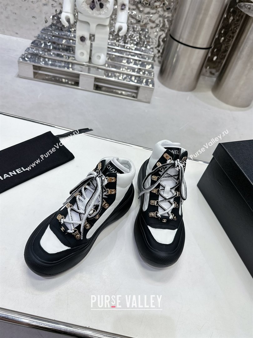 Chanel Coco Neige Fabric and Calfskin Snow Sneakers 5cm G45337 White/Black 2023 (MD-231011066)