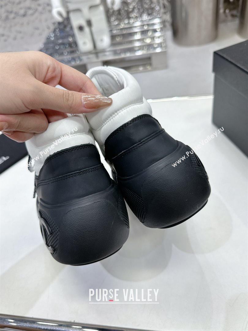 Chanel Coco Neige Fabric and Calfskin Snow Sneakers 5cm G45337 White/Black 2023 (MD-231011066)