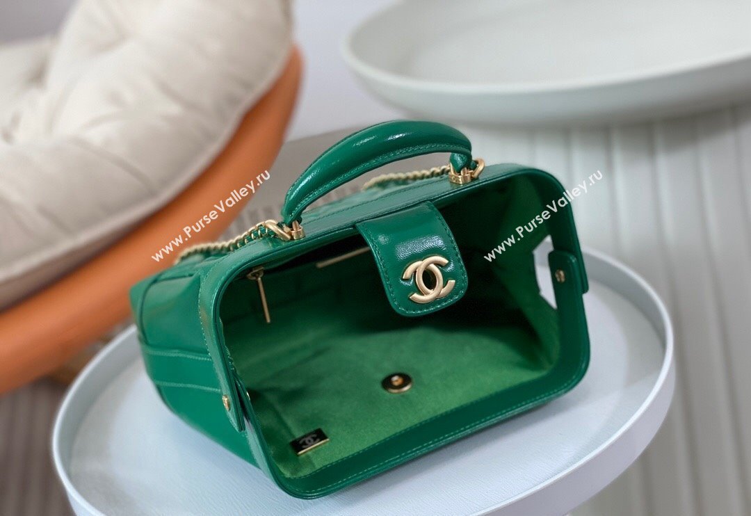 Chanel Shiny Lambskin Small Bag with Top Handle Bag AS4959 Green 2024 (SM-240717050)