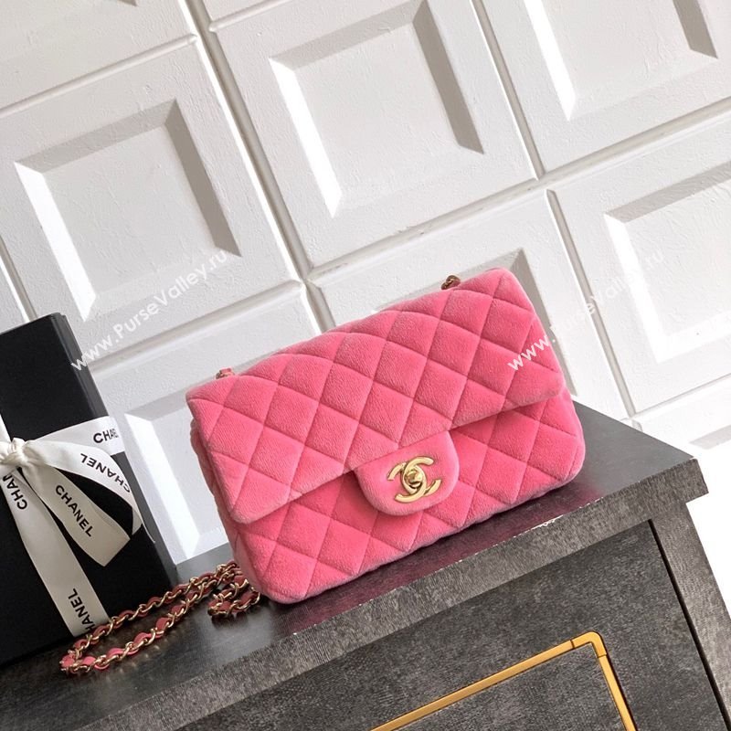 Chanel Velvet Classic Mini Flap Handbag Sakura Pink 2025 A69900 (yezi-251011065)