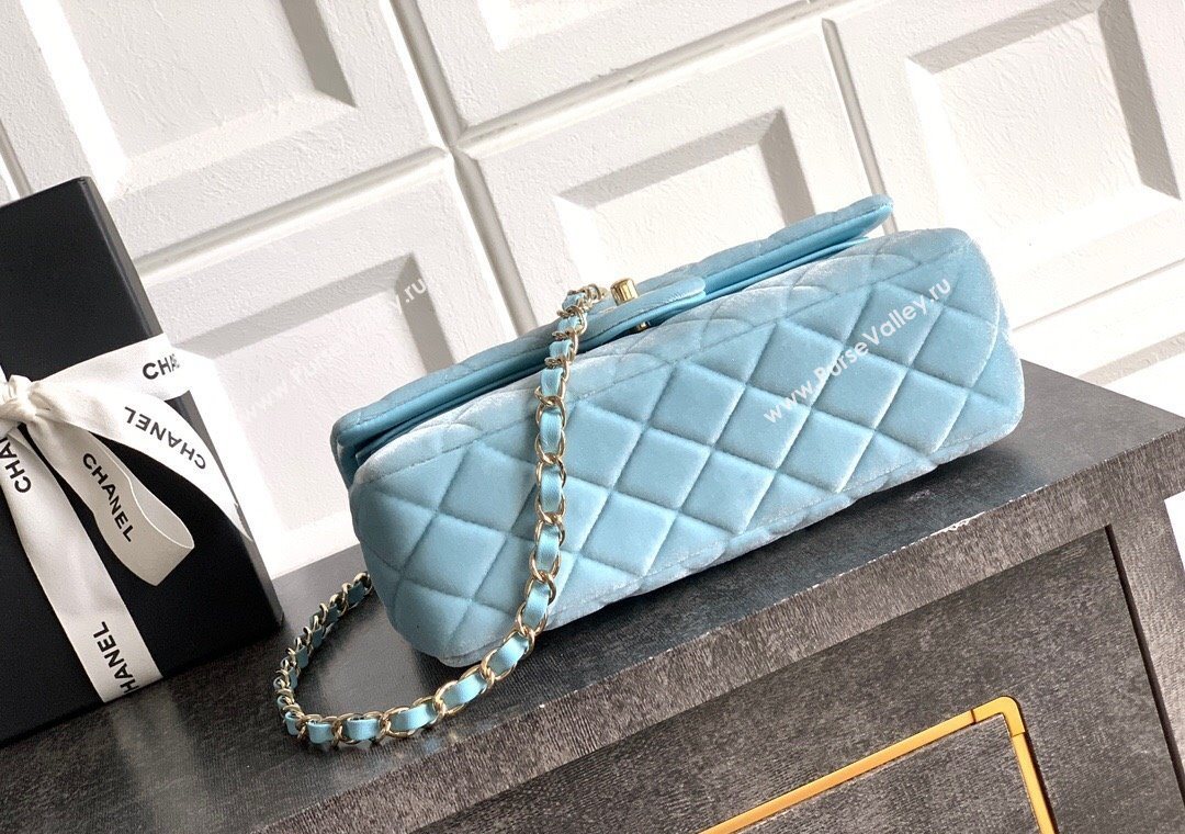 Chanel Velvet Classic Small Flap Handbag Lake Blue 2025 A01113 (yezi-251011071)