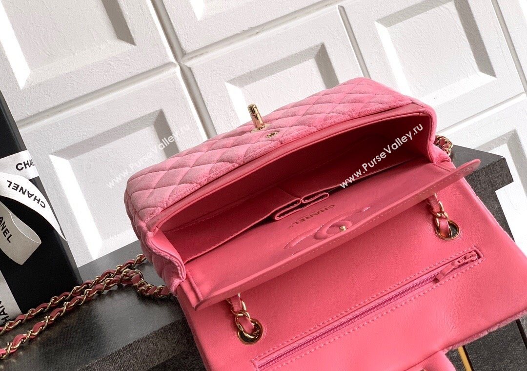 Chanel Velvet Classic Small Flap Handbag Sakura Pink 2025 A01113 (yezi-251011072)
