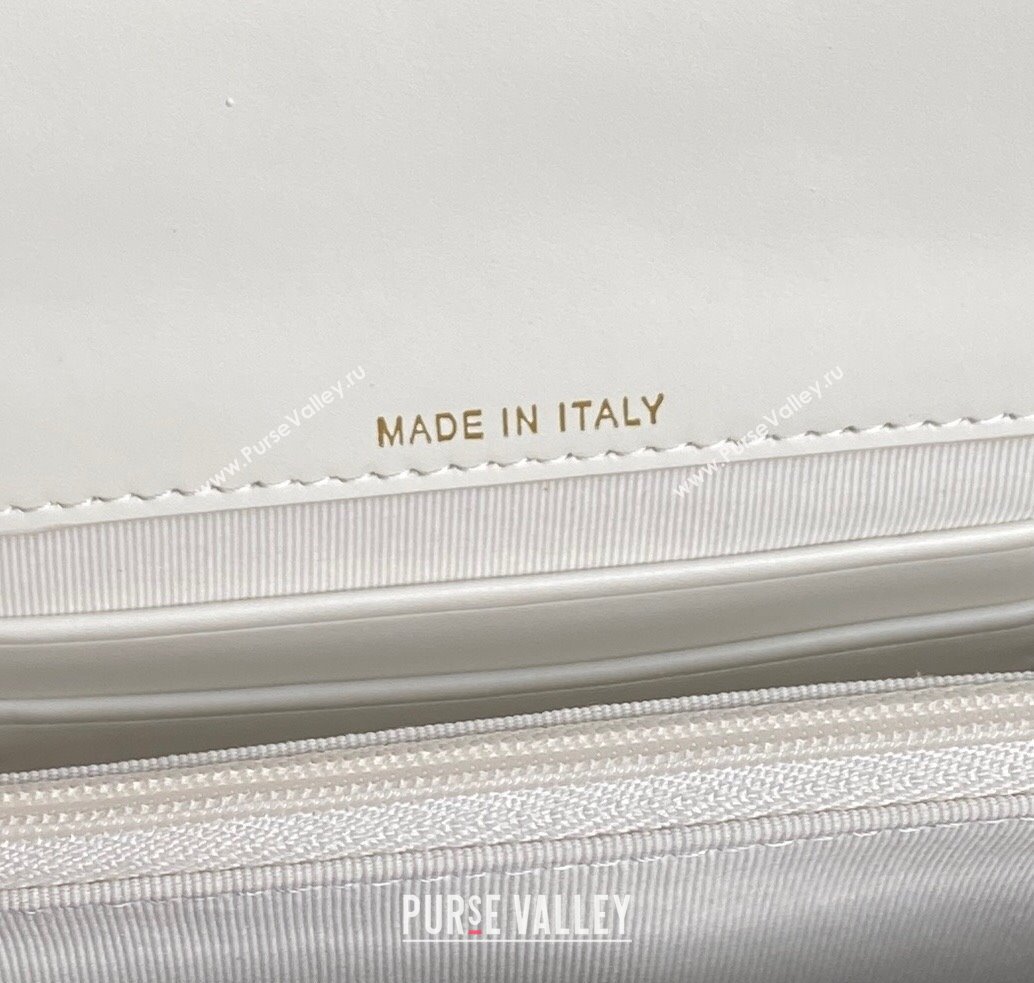 Chanel Grained Shiny Calfskin Clutch with chain and Top Handle White 2025 AP4798 (yezi-251011076)