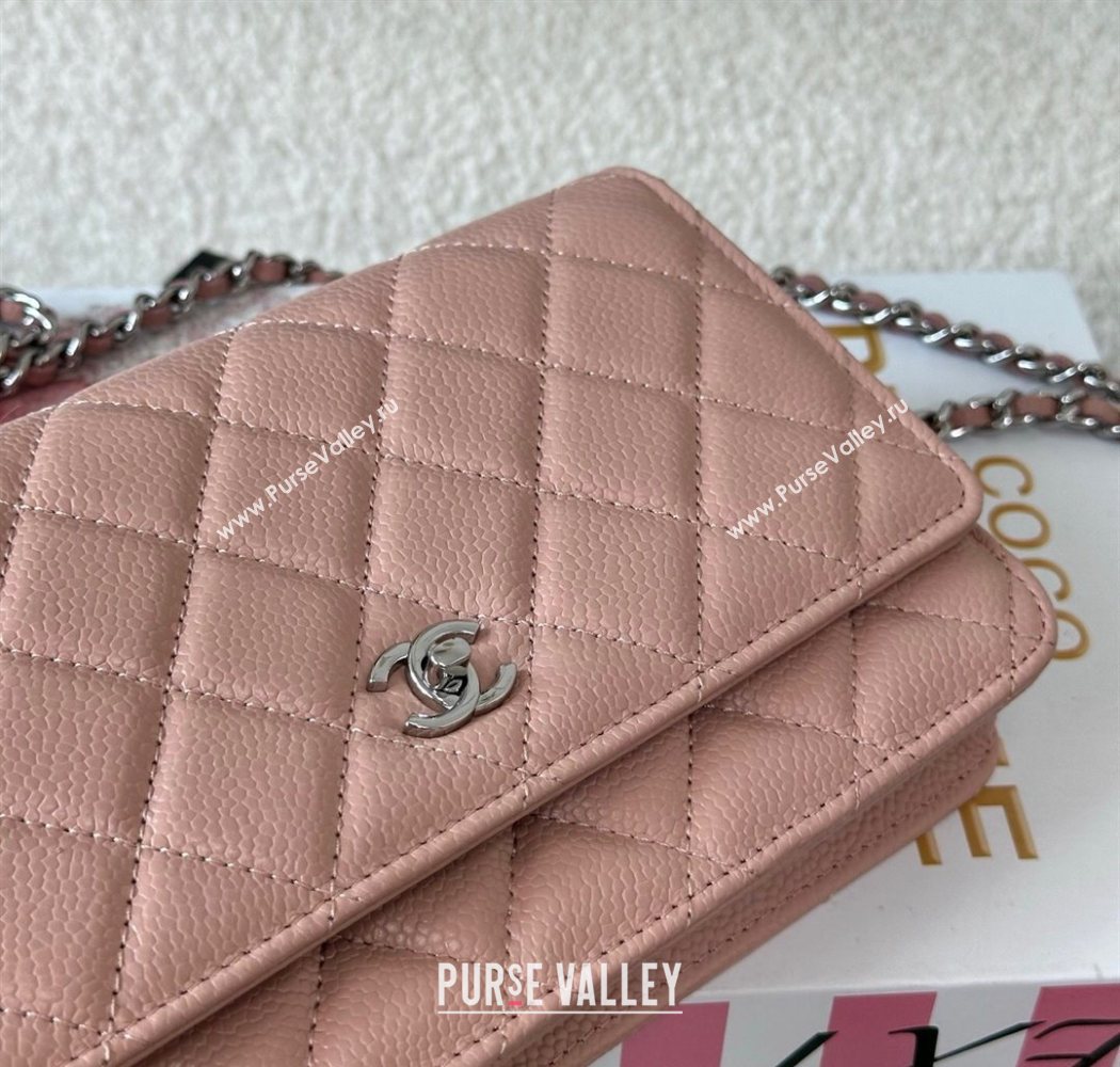 Chanel Grained Calfskin Classic Wallet on Chain WOC Light Pink/Silver 2025 AP4241 (YMU-250703068)