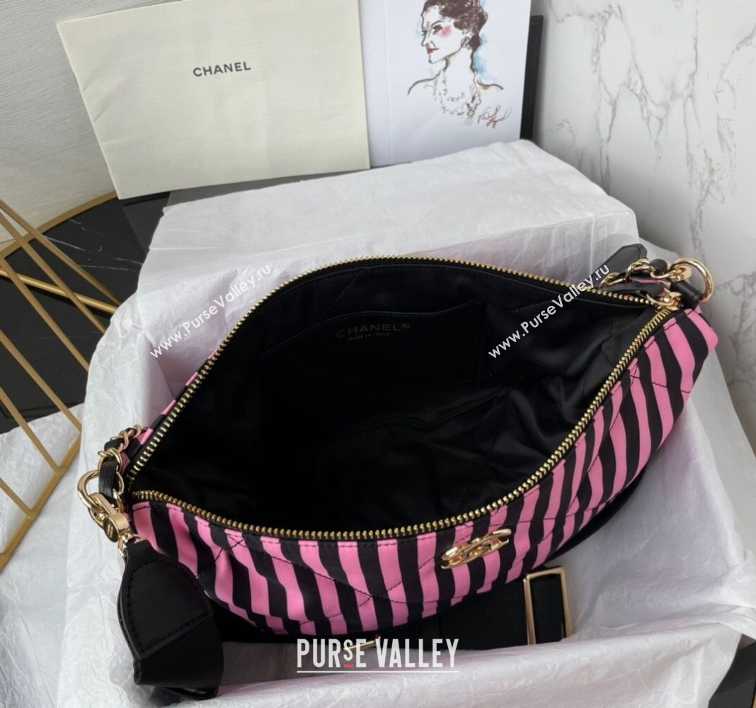 Chanel Coco Beach Printed Fabric Large Hobo Bag Pink/Black 2024 AS4698 (yezi-240717118)