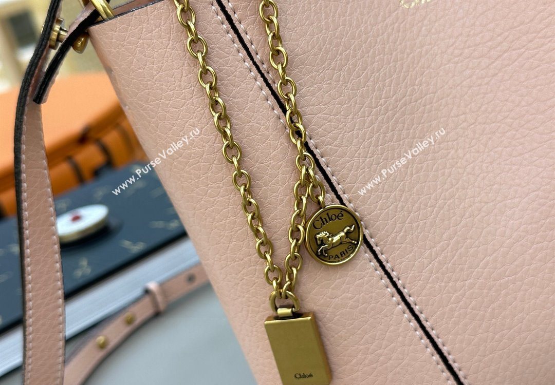 Chloe Small Spin Tote Bag in Grained Leather Light Pink 2025 1120 (DLA-251120058)