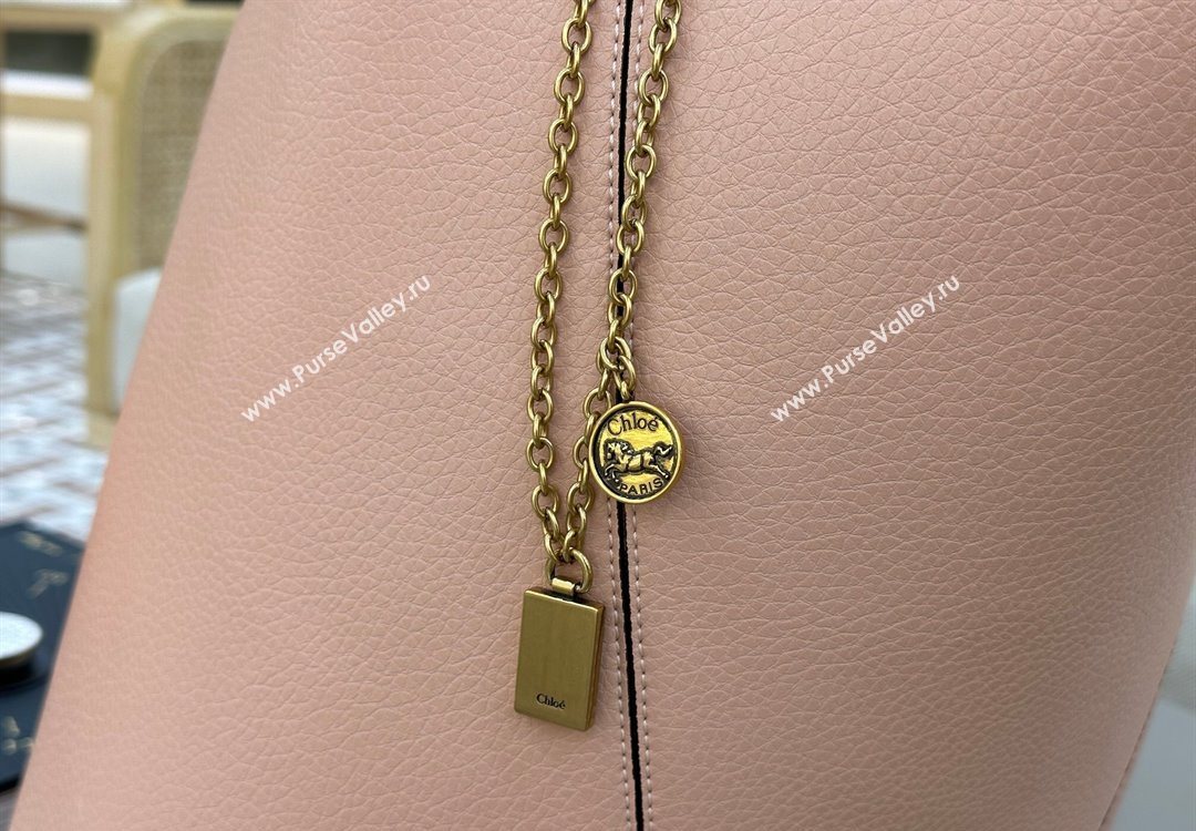 Chloe Large Spin Tote Bag in Grained Leather Light Pink 2025 1120 (DLA-251120045)