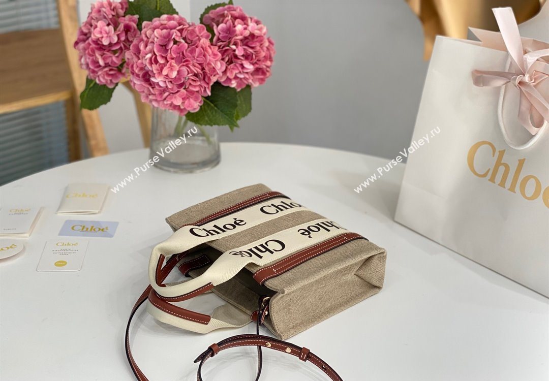 Chloe Small Woody Tote Bag in Linen Canvas and Calfskin Leather Brown 2025 1120 (DLA-251120091)