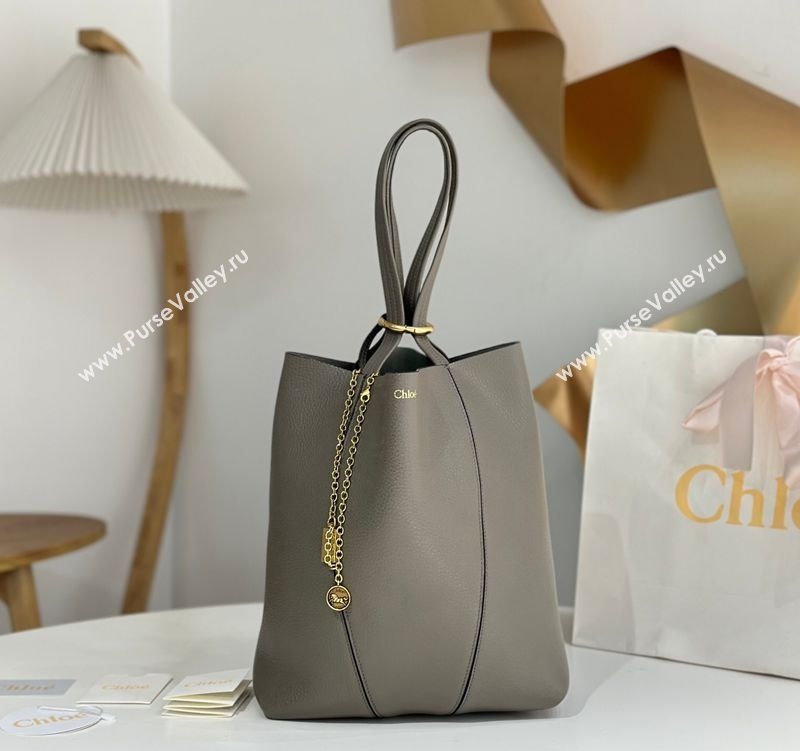 Chloe Medium Spin Tote Bag in Grained Leather Grey 2025 1120 (DLA-251120048)