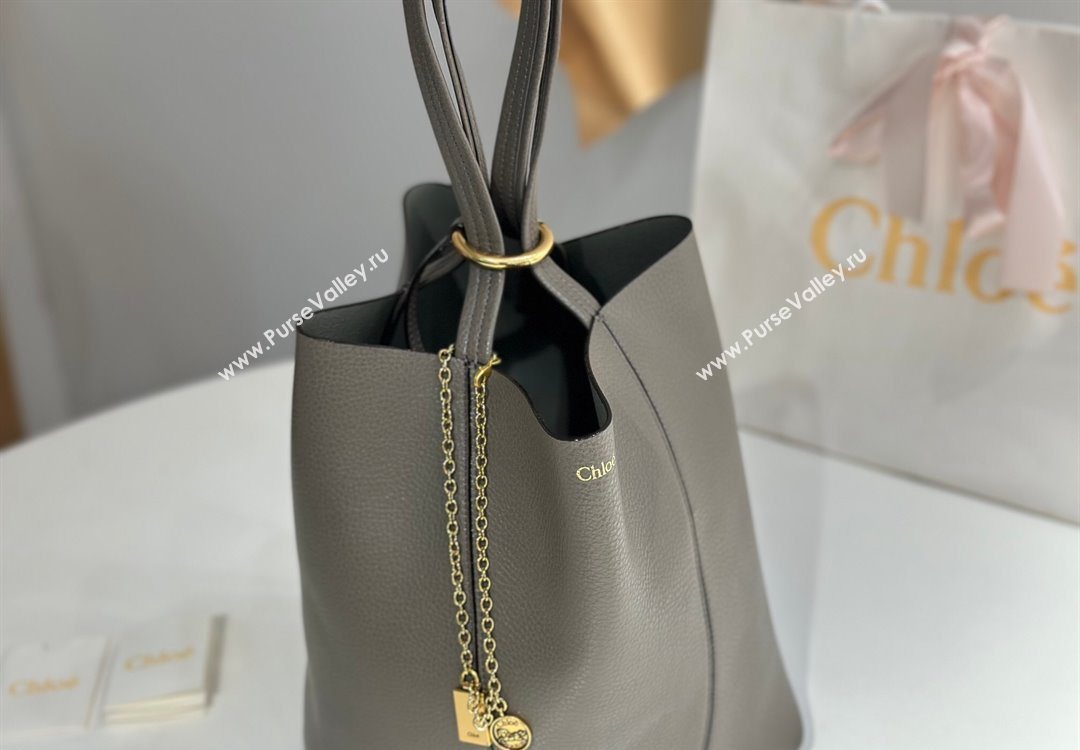 Chloe Medium Spin Tote Bag in Grained Leather Grey 2025 1120 (DLA-251120048)