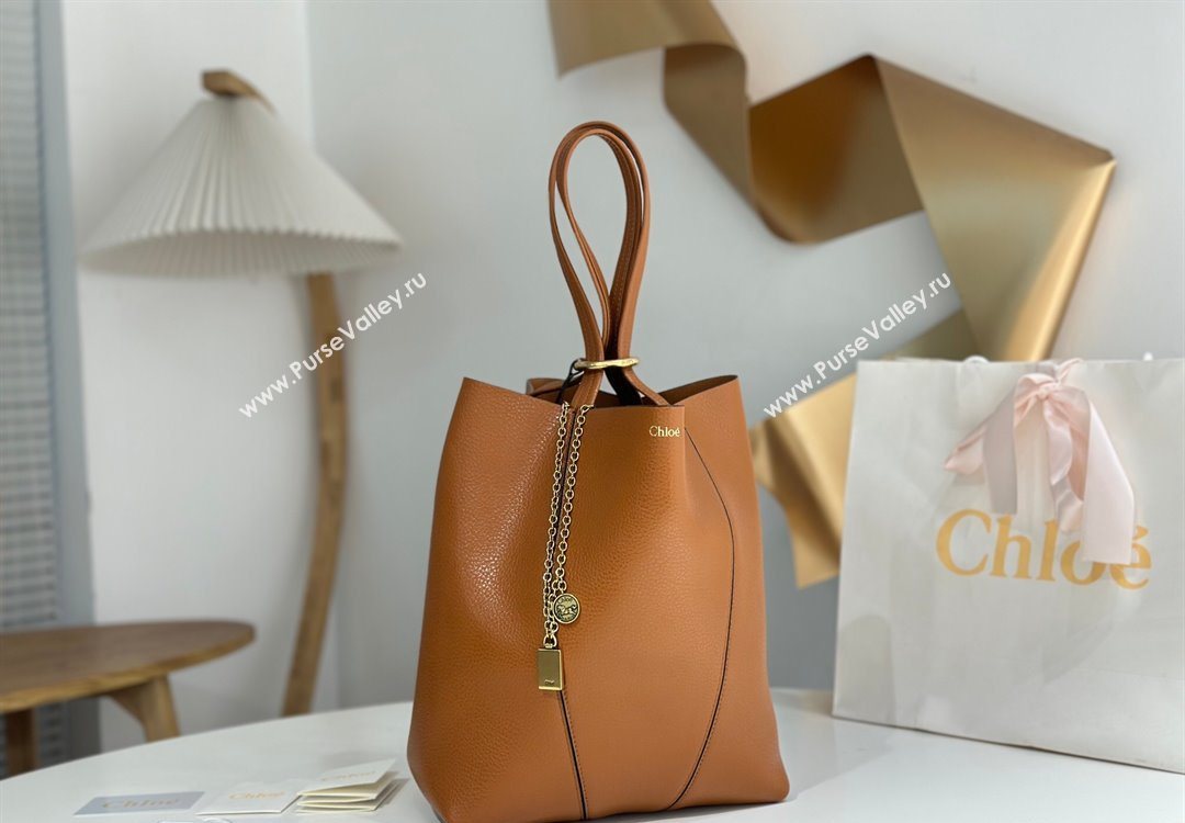 Chloe Medium Spin Tote Bag in Grained Leather Brown 2025 1120 (DLA-251120049)
