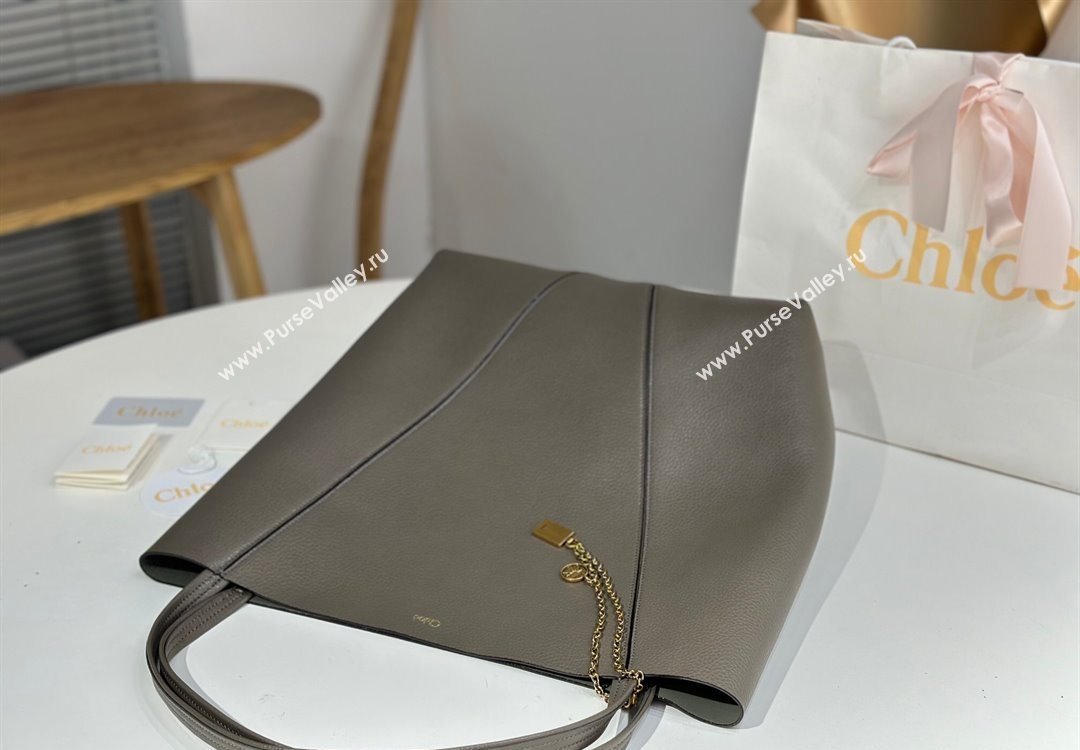 Chloe Large Spin Tote Bag in Grained Leather Grey 2025 1120 (DLA-251120042)