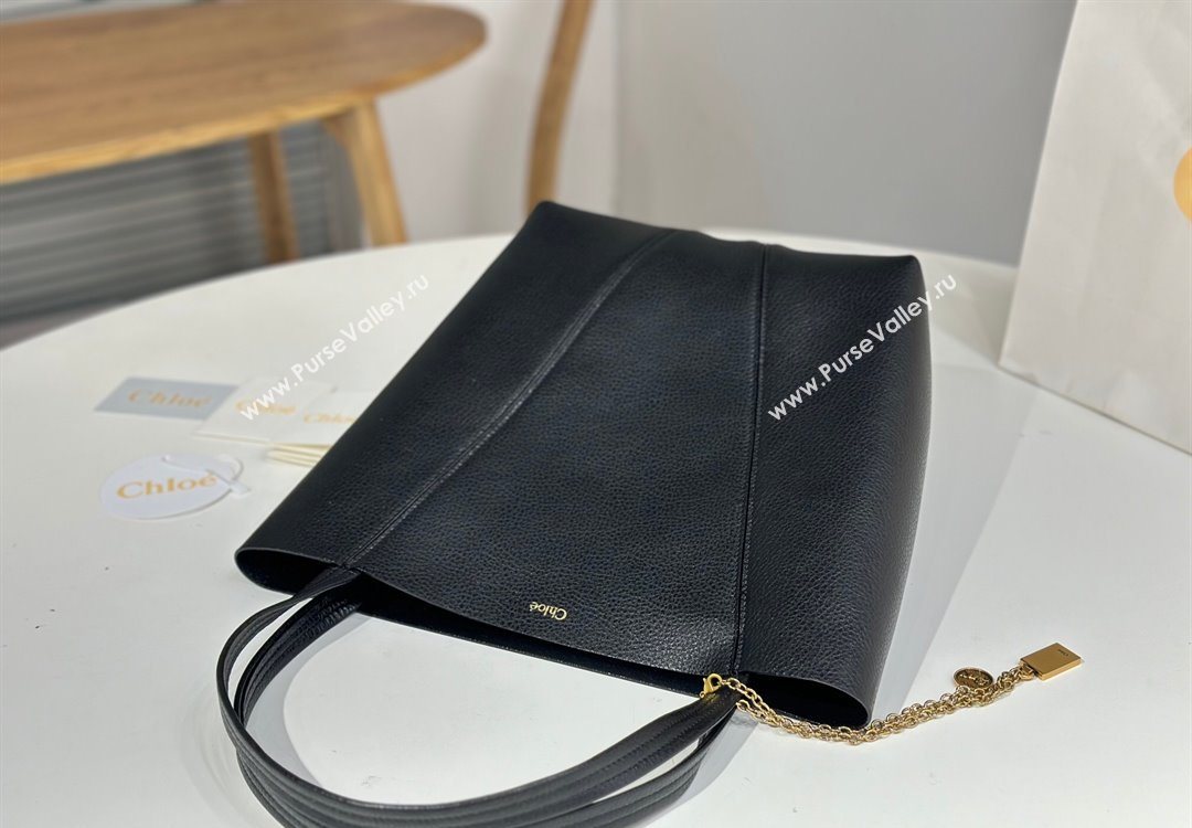 Chloe Medium Spin Tote Bag in Grained Leather Black 2025 1120 (DLA-251120050)