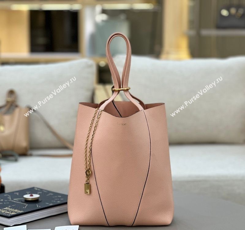 Chloe Medium Spin Tote Bag in Grained Leather Light Pink 2025 1120 (DLA-251120051)