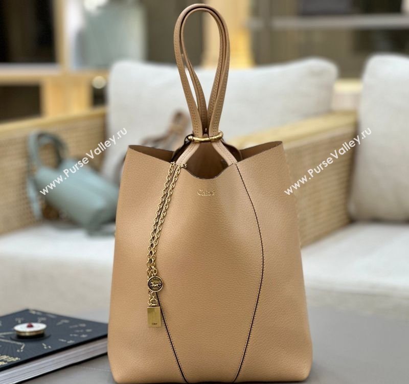 Chloe Medium Spin Tote Bag in Grained Leather Beige 2025 1120 (DLA-251120052)