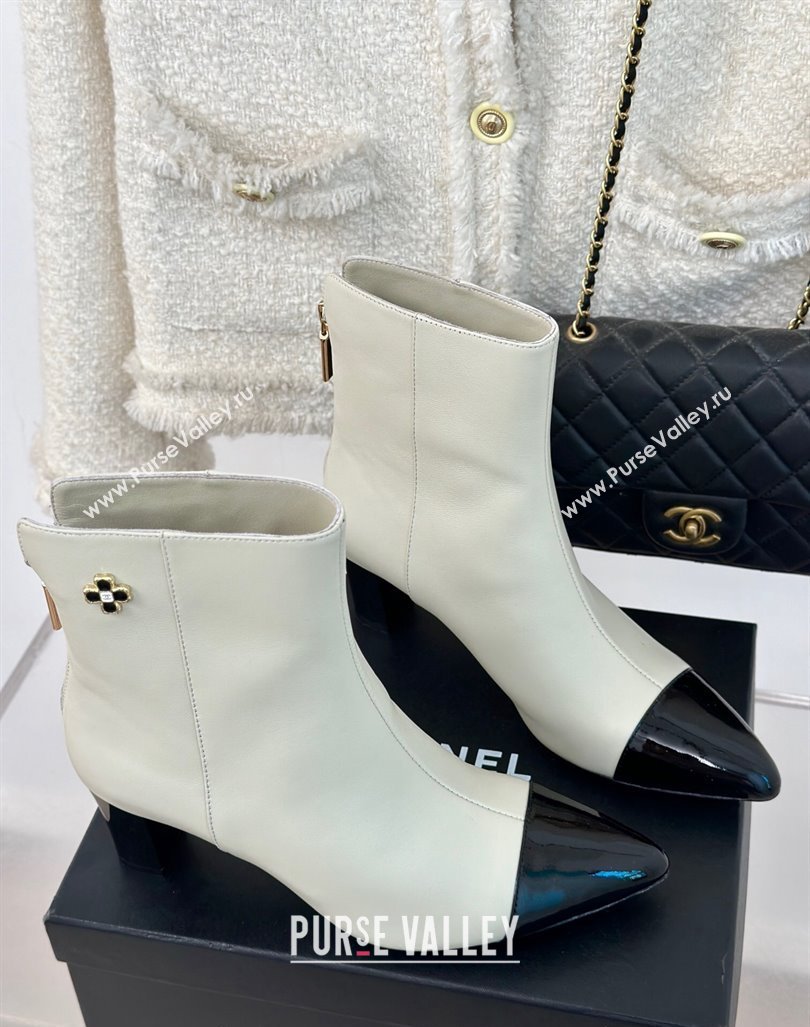 Chanel Lambskin Ankle Boots with Bloom White 2024 CH101619 (MD-241016070)