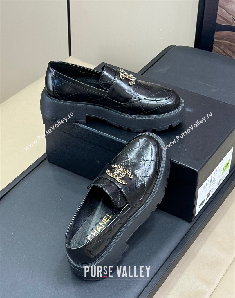 Chanel Quilted Oil Calfskin Platform Loafers 4.5cm with Chain CC Black 2024 CH101709 (SS-241017038)