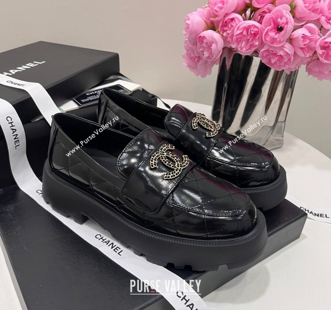 Chanel Patent Calfskin Platform Loafers 4.5cm with Chain CC Black 2024 CH101709 (KL-241017040)