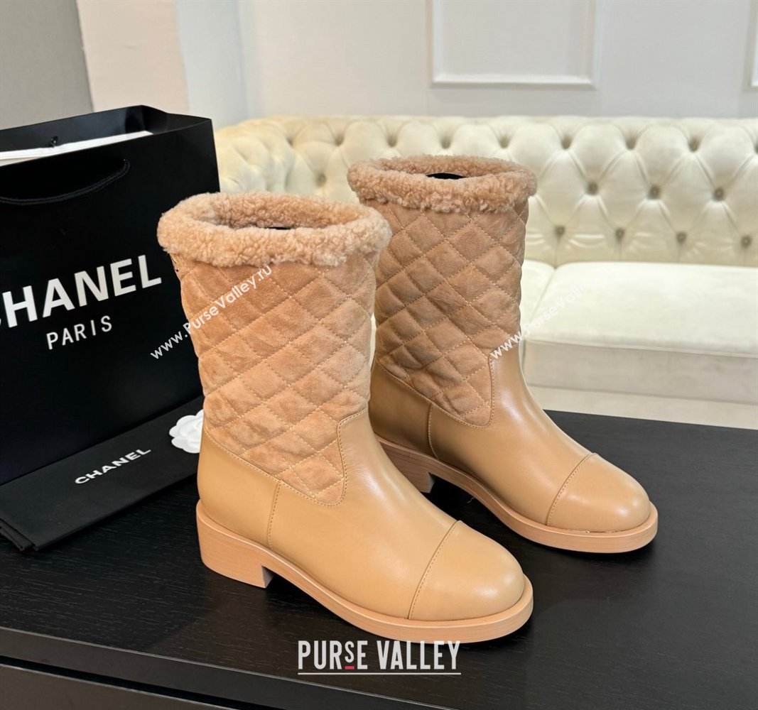 Chanel Quilted Suede and Calfskin Medium Boots 4.5cm Beige 2024 CH101502 (KL-241015077)