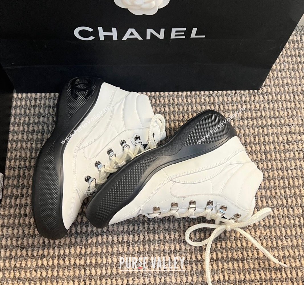 Chanel Coco Neige Fabric and Calfskin Snow Sneakers 5cm G45337 White/Black 2024 (KL-241017114)