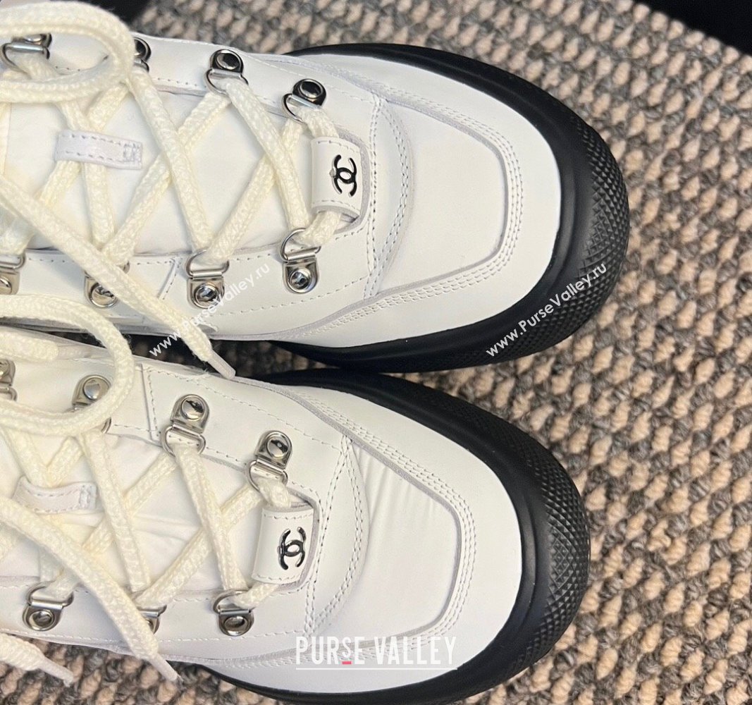 Chanel Coco Neige Fabric and Calfskin Snow Sneakers 5cm G45337 White/Black 2024 (KL-241017114)